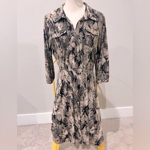 NY Collection Snakeskin Stretch Shirt Dress. Size Large.